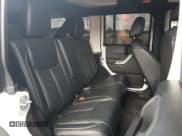 ✅ 2018 Jeep Wrangler Unlimited Rubicon Recon • VIN: 1C4BJWFG2JL873942 • Lot: 58026995. Wystawiony na Copart z przebiegiem 98 542 mil. Bezpłatny archiwum sprzedaży aukcyjnych z USA i szczegółowy raport historii pojazdu na DreamBid. Zdjęcie 11.