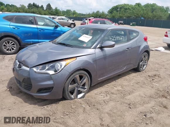 ✅ 2016 Hyundai Veloster • VIN: KMHTC6AD4GU303242 • Лот: 42544127. Опубликован ранее на IAAI с пробегом 80 747 миль. Бесплатный доступ к архиву аукционных продаж из США и подробный отчёт об истории автомобиля на DreamBid. Изображение 2.