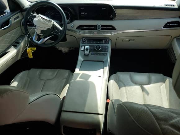 ✅ 2021 Hyundai Palisade Calligraphy • VIN: KM8R74HE2MU297972 • Lot: 68036664. Wystawiony na Copart z przebiegiem 45 284 mil mil. Skorzystaj z bezpłatnego archiwum sprzedaży aukcyjnych z USA i zobacz szczegółowy raport historii pojazdu na DreamBid. Zdjęcie 8.