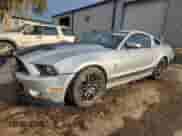 2014 Ford Mustang Shelby GT500 с VIN 1ZVBP8JZ0E5261118, выставлен на аукционе Copart как лот 85494295 с пробегом 12 583 миль миль и Списание • Salvage title. История ставок и продаж доступна на DreamBid. Изображение 1.