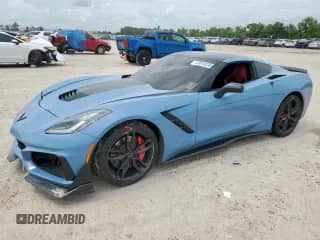 2015 Chevrolet Corvette Z51 3LT с VIN 1G1YM2D76F5103809, выставлен на аукционе Copart как лот 63010535 с пробегом Не указан миль и Списание • Salvage title. История ставок и продаж доступна на DreamBid. Изображение 1.