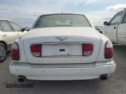 ✅ 2008 Bentley Arnage • VIN: SCBLC47J38CX12882 • Lot: 75646314. Wystawiony na Copart z przebiegiem Nie podano. Bezpłatny archiwum sprzedaży aukcyjnych z USA i szczegółowy raport historii pojazdu na DreamBid. Zdjęcie 6.