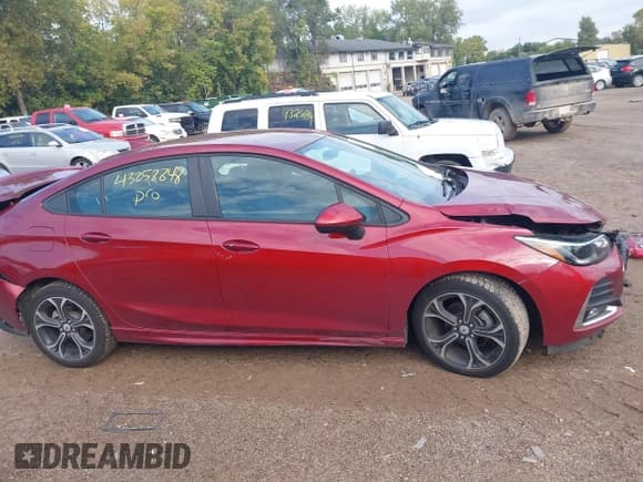 ✅ 2019 Chevrolet Cruze LT • VIN: 1G1BE5SM6K7101652 • Лот: 43258848. Опубликован ранее на IAAI с пробегом 58 247 миль. Бесплатный доступ к архиву аукционных продаж из США и подробный отчёт об истории автомобиля на DreamBid. Изображение 13.