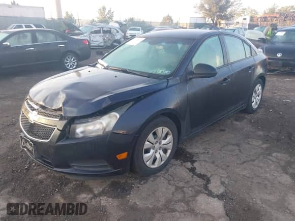 2014 Chevrolet Cruze LS with VIN 1G1PA5SG9E7198443, listed as a IAAI auction lot 43258019 with 129,257 mi miles and . Bid and sale history available at DreamBid. Image 2.
