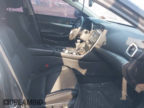 ✅ 2017 Nissan Maxima SV • VIN: 1N4AA6AP8HC369544 • Lot: 40936518. Listed on IAAI with 121,994 mi. Free auction sales archive from the USA and detailed vehicle history report at DreamBid. Image 5.