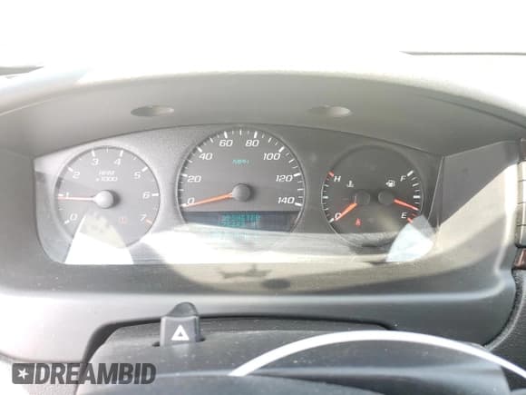 ✅ 2014 Chevrolet Impala LS • VIN: 2G1WA5E38E1176810 • Лот: 70568244. Опубликован ранее на Copart с пробегом 176 463 миль. Бесплатный доступ к архиву аукционных продаж из США и подробный отчёт об истории автомобиля на DreamBid. Изображение 9.