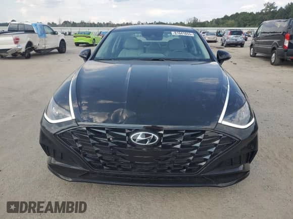 2020 Hyundai Sonata SEL с VIN 5NPEF4JA2LH030711, выставлен на аукционе Copart как лот 81641655 с пробегом 12 006 миль миль и Списание • Salvage title. История ставок и продаж доступна на DreamBid. Изображение 5.