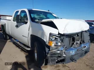 ✅ 2007 Chevrolet Silverado 2500HD Work Truck • VIN: 1GCHC29K97E585460 • Лот: 41313571. Опубликован ранее на IAAI с пробегом 344 735 миль. Бесплатный доступ к архиву аукционных продаж из США и подробный отчёт об истории автомобиля на DreamBid. Изображение 1.