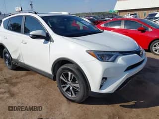 ✅ 2018 Toyota RAV4 XLE • VIN: JTMWFREVXJJ151537 • Lot: 43488616. Listed on IAAI with 177,084 mi. Free auction sales archive from the USA and detailed vehicle history report at DreamBid. Image 1.