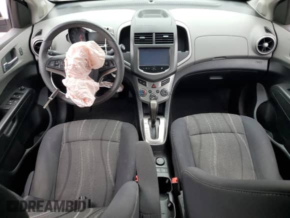 2016 Chevrolet Sonic LT с VIN 1G1JC5SG4G4179044, выставлен на аукционе Copart как лот 71577064 с пробегом 56 195 миль миль и Списание • Salvage title. История ставок и продаж доступна на DreamBid. Изображение 8.