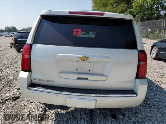 2015 Chevrolet Suburban LTZ z VIN 1GNSKKKC2FR507306, wystawiony jako Copart lot #65394694 z przebiegiem 45 756 mil mil oraz Czysty tytuł • Clean title. Historia ofert i sprzedaży dostępna na DreamBid. Obrazek 6.