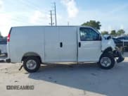 ✅ 2025 Chevrolet Express Cargo • VIN: 1GCWGAFP1S1134612 • Lot: 42799018. Wystawiony na IAAI z przebiegiem Nie podano. Bezpłatny archiwum sprzedaży aukcyjnych z USA i szczegółowy raport historii pojazdu na DreamBid. Zdjęcie 13.