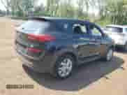 2019 Hyundai Tucson SE with VIN KM8J2CA47KU952194, listed as a Copart auction lot 68680045 with 60,825 mi miles and Salvage title. Bid and sale history available at DreamBid. Image 3.