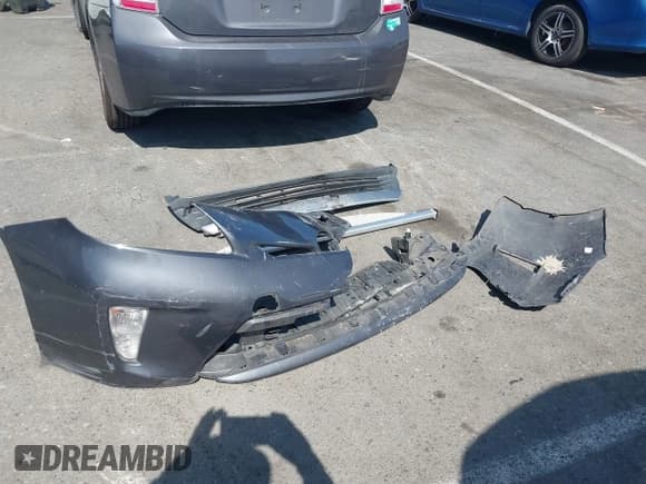 ✅ 2014 Toyota Prius • VIN: JTDKN3DP6E3052659 • Lot: 42877264. Listed on IAAI with 92,214 mi. Free auction sales archive from the USA and detailed vehicle history report at DreamBid. Image 12.