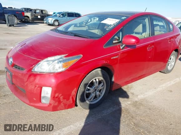 ✅ 2011 Toyota Prius III • VIN: JTDKN3DU4B0284728 • Lot: 43669226. Listed on IAAI with 204,910 mi. Free auction sales archive from the USA and detailed vehicle history report at DreamBid. Image 2.