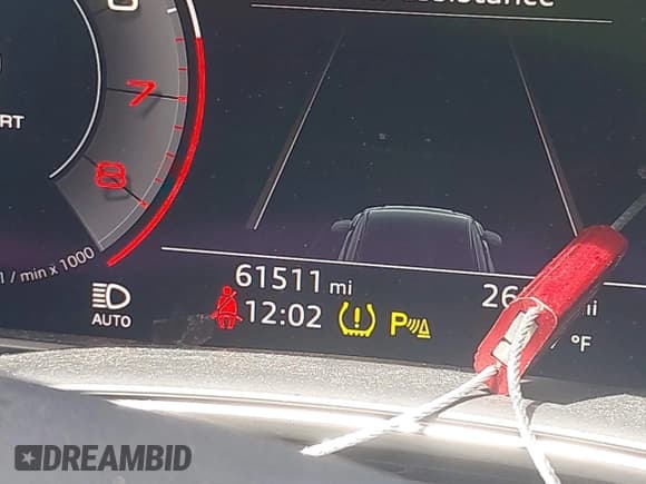 ✅ 2019 Audi Q8 Premium Plus • VIN: WA1BVAF13KD008308 • Lot: 42633072. Wystawiony na IAAI z przebiegiem 61 511 mil. Bezpłatny archiwum sprzedaży aukcyjnych z USA i szczegółowy raport historii pojazdu na DreamBid. Zdjęcie 16.