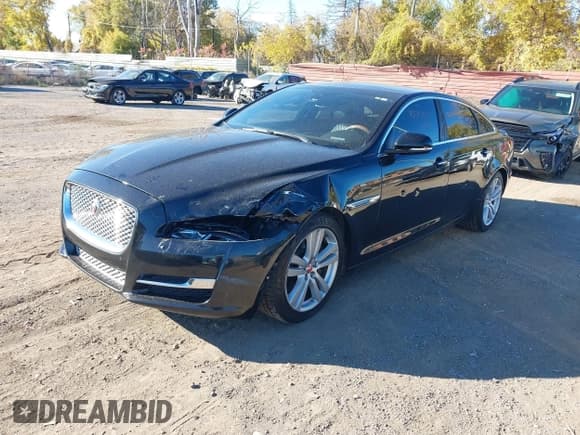 ✅ 2016 Jaguar XJ Portfolio • VIN: SAJWJ2GD1G8W00339 • Lot: 43642626. Listed on IAAI with 100,482 mi. Free auction sales archive from the USA and detailed vehicle history report at DreamBid. Image 17.
