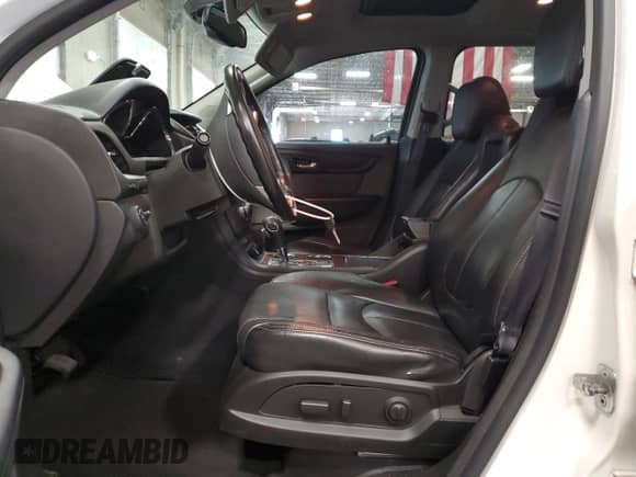 2014 Chevrolet Traverse LT с VIN 1GNKRHKD6EJ191154, выставлен на аукционе Copart как лот 82320115 с пробегом 125 909 миль миль и Списание • Salvage title. История ставок и продаж доступна на DreamBid. Изображение 7.