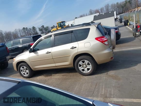 ✅ 2010 Toyota RAV4 • VIN: 2T3ZK4DV9AW007850 • Лот: 41802454. Опубликован ранее на IAAI с пробегом 183 017 миль. Бесплатный доступ к архиву аукционных продаж из США и подробный отчёт об истории автомобиля на DreamBid. Изображение 15.