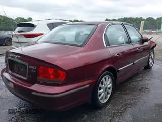 ✅ 2002 Hyundai Sonata GLS • VIN: KMHWF35H02A557637 • Lot: 42371189. Listed on IAAI with 290,234 mi. Free auction sales archive from the USA and detailed vehicle history report at DreamBid. Image 4.