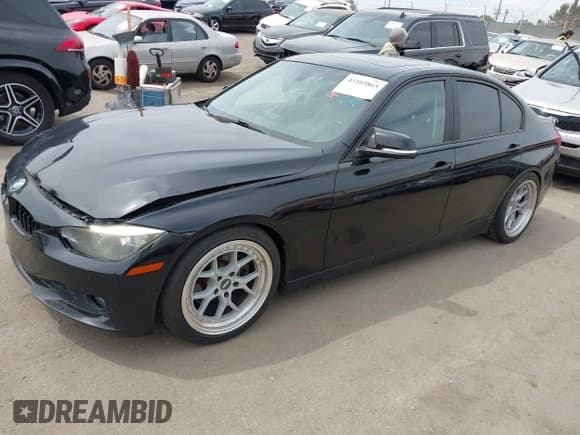 ✅ 2012 BMW 3 Series 328i • VIN: WBA3A5C54CF259295 • Лот: 43105865. Опубликован ранее на IAAI с пробегом 160 013 миль. Бесплатный доступ к архиву аукционных продаж из США и подробный отчёт об истории автомобиля на DreamBid. Изображение 2.