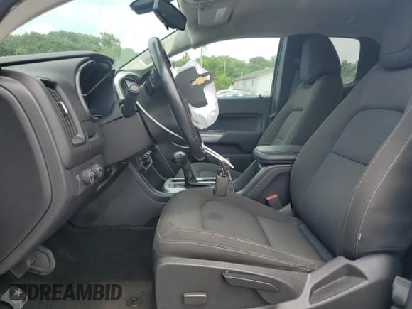 ✅ 2018 Chevrolet Colorado 4WD LT • VIN: 1GCHTCENXJ1157689 • Lot: 63977175. Listed on Copart with 27,830 mi. Free auction sales archive from the USA and detailed vehicle history report at DreamBid. Image 7.
