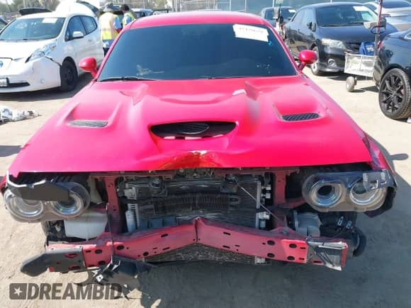 ✅ 2015 Dodge Challenger SRT Hellcat • VIN: 2C3CDZC90FH816117 • Lot: 42478679. Wystawiony na IAAI z przebiegiem 67 930 mil. Bezpłatny archiwum sprzedaży aukcyjnych z USA i szczegółowy raport historii pojazdu na DreamBid. Zdjęcie 11.