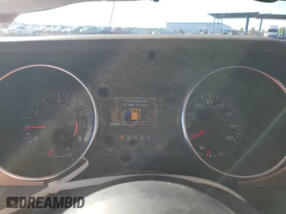 2023 Ford Mustang EcoBoost Premium с VIN 1FA6P8THXP5110370, выставлен на аукционе Copart как лот 84712065 с пробегом 33 559 миль миль и Списание • Salvage title. История ставок и продаж доступна на DreamBid. Изображение 9.