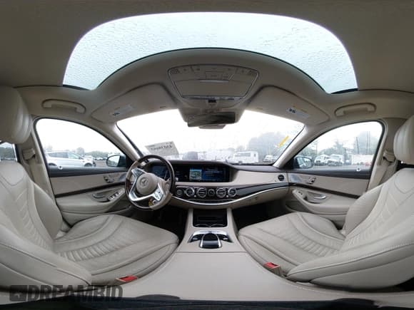 ✅ 2019 Mercedes-Benz S 560 • VIN: WDDUG8GB7KA463940 • Lot: 43038665. Wystawiony na IAAI z przebiegiem 34 901 mil. Bezpłatny archiwum sprzedaży aukcyjnych z USA i szczegółowy raport historii pojazdu na DreamBid. Zdjęcie 18.