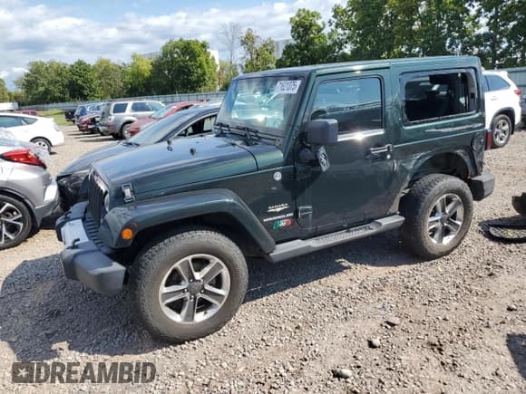 ✅ 2011 Jeep Wrangler Sahara • VIN: 1J4AA5D11BL638030 • Lot: 71621375. Listed on Copart with 91,831 mi. Free auction sales archive from the USA and detailed vehicle history report at DreamBid. Image 1.