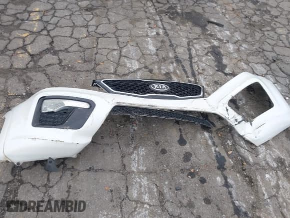 ✅ 2012 Kia Sorento SX • VIN: 5XYKW4A28CG243259 • Lot: 43555766. Listed on IAAI with 198,950 mi. Free auction sales archive from the USA and detailed vehicle history report at DreamBid. Image 11.