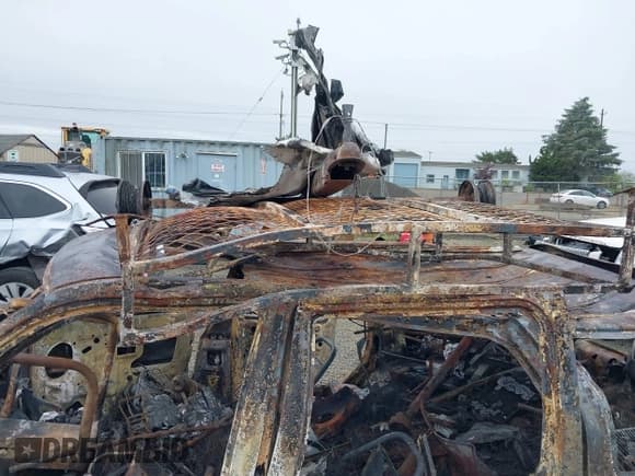 ✅ 1999 Ford Explorer XLT • VIN: 1FMZU34E9XZB73679 • Лот: 42322708. Опубликован ранее на IAAI с пробегом Не указан. Бесплатный доступ к архиву аукционных продаж из США и подробный отчёт об истории автомобиля на DreamBid. Изображение 11.