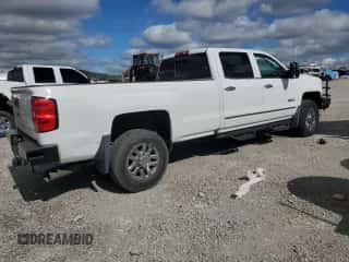 2018 Chevrolet Silverado 3500HD LTZ с VIN 1GC4K0EY9JF229754, выставлен на аукционе Copart как лот 75411974 с пробегом 84 109 миль миль и Списание • Salvage title. История ставок и продаж доступна на DreamBid. Изображение 3.