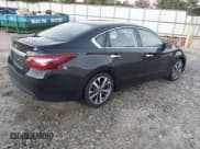 ✅ 2017 Nissan Altima S • VIN: 1N4AL3AP4HC135751 • Лот: 43633636. Опубликован ранее на IAAI с пробегом 231 856 миль. Бесплатный доступ к архиву аукционных продаж из США и подробный отчёт об истории автомобиля на DreamBid. Изображение 4.