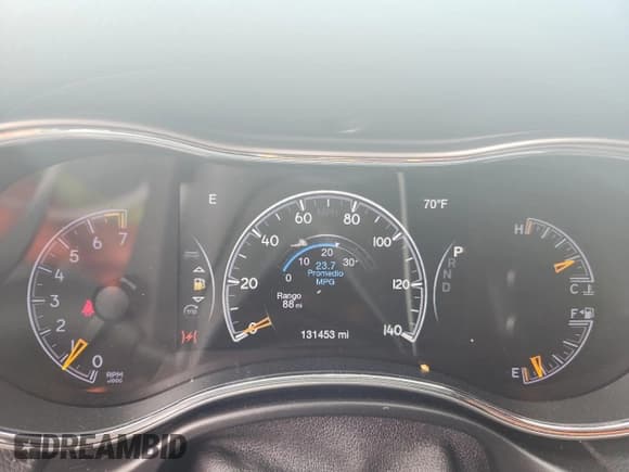 ✅ 2018 Jeep Grand Cherokee Limited • VIN: 1C4RJEBG9JC221690 • Lot: 80305975. Listed on Copart with 131,453 mi. Free auction sales archive from the USA and detailed vehicle history report at DreamBid. Image 9.