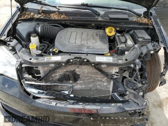 ✅ 2020 Dodge Grand Caravan SXT • VIN: 2C4RDGCG0LR189708 • Лот: 92041845. Опубликован ранее на Copart с пробегом Не указан. Бесплатный доступ к архиву аукционных продаж из США и подробный отчёт об истории автомобиля на DreamBid. Изображение 12.