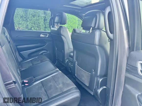 2020 Jeep Grand Cherokee Altitude with VIN 1C4RJFAG0LC147151, listed as a Copart auction lot 81165115 with 159,896 mi miles and Clean title. Bid and sale history available at DreamBid. Image 6.