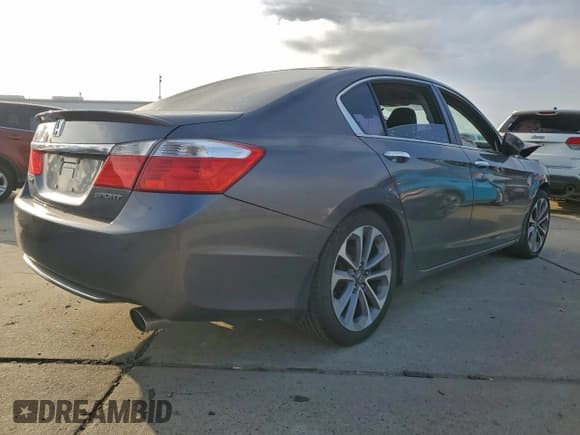 ✅ 2015 Honda Accord Sport • VIN: 1HGCR2F55FA247665 • Lot: 95554235. Listed on Copart with 204,524 mi. Free auction sales archive from the USA and detailed vehicle history report at DreamBid. Image 3.