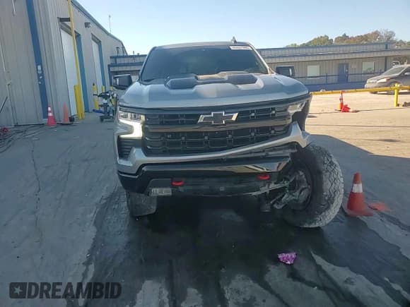 ✅ 2023 Chevrolet Silverado 1500 LT Trail Boss • VIN: 3GCUDFEL9PG326414 • Lot: 86667995. Wystawiony na Copart z przebiegiem 35 262 mil. Bezpłatny archiwum sprzedaży aukcyjnych z USA i szczegółowy raport historii pojazdu na DreamBid. Zdjęcie 13.