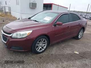 2015 Chevrolet Malibu LT z VIN 1G11C5SL5FF121878, wystawiony jako IAAI lot #43588030 z przebiegiem 142 774 mil mil oraz . Historia ofert i sprzedaży dostępna na DreamBid. Obrazek 2.