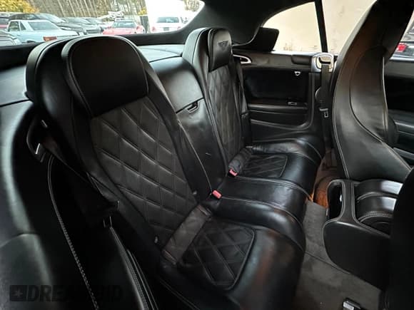 ✅ 2012 Bentley Continental GT • VIN: SCBGR3ZA1CC075068 • Lot: 85550084. Wystawiony na Copart z przebiegiem 120 794 mil. Bezpłatny archiwum sprzedaży aukcyjnych z USA i szczegółowy raport historii pojazdu na DreamBid. Zdjęcie 6.