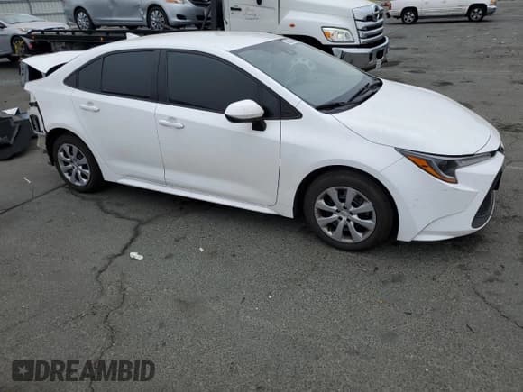 ✅ 2022 Toyota Corolla LE • VIN: 5YFEPMAE7NP336888 • Лот: 65362125. Опубликован ранее на Copart с пробегом 51 402 миль. Бесплатный доступ к архиву аукционных продаж из США и подробный отчёт об истории автомобиля на DreamBid. Изображение 4.