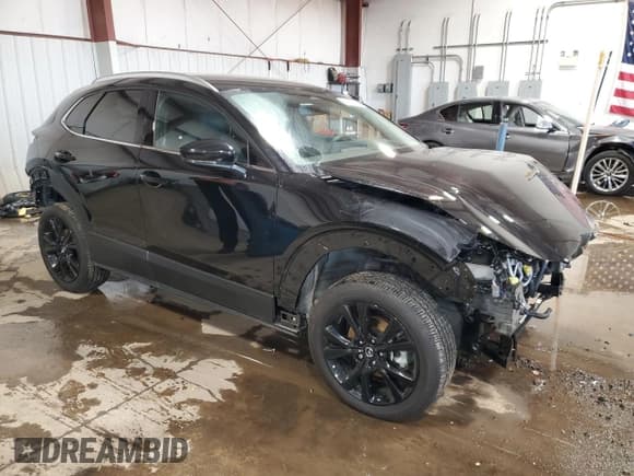 ✅ 2024 Mazda CX-30 Premium • VIN: 3MVDMBDY4RM689826 • Лот: 43533135. Опубликован ранее на Copart с пробегом 10 372 миль. Бесплатный доступ к архиву аукционных продаж из США и подробный отчёт об истории автомобиля на DreamBid. Изображение 4.