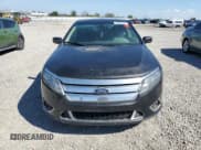 ✅ 2010 Ford Fusion SPORT • VIN: 3FAHP0KC2AR399961 • Lot: 84265245. Wystawiony na Copart z przebiegiem Nie podano. Bezpłatny archiwum sprzedaży aukcyjnych z USA i szczegółowy raport historii pojazdu na DreamBid. Zdjęcie 5.