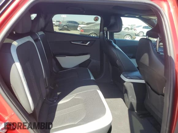 ✅ 2023 Kia EV6 GT-Line • VIN: KNDC44LA1P5113112 • Lot: 80550405. Listed on Copart with 25,821 mi. Free auction sales archive from the USA and detailed vehicle history report at DreamBid. Image 11.