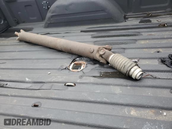 ✅ 2001 Chevrolet Silverado 2500HD LT3 • VIN: 1GCHK23G31F145971 • Lot: 43466785. Listed on Copart with 229,090 mi. Free auction sales archive from the USA and detailed vehicle history report at DreamBid. Image 12.