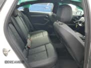 ✅ 2022 Audi A3 Premium • VIN: WAUAUDGY4NA041953 • Lot: 59619665. Wystawiony na Copart z przebiegiem 35 360 mil. Bezpłatny archiwum sprzedaży aukcyjnych z USA i szczegółowy raport historii pojazdu na DreamBid. Zdjęcie 10.