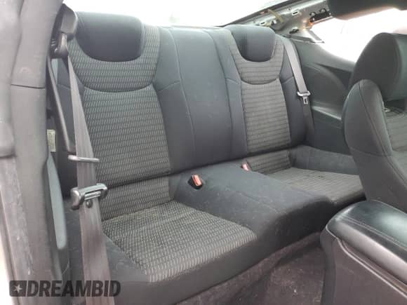 2013 Hyundai Genesis Coupe 2.0T с VIN KMHHT6KD1DU086653, выставлен на аукционе Copart как лот 87619445 с пробегом 115 128 миль миль и Списание • Salvage title. История ставок и продаж доступна на DreamBid. Изображение 10.