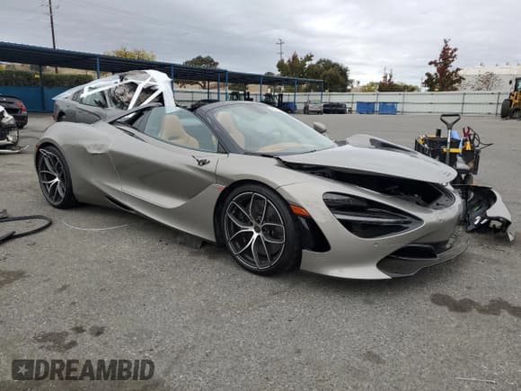 ✅ 2020 McLaren 720S • VIN: SBM14FCA2LW004382 • Lot: 81746894. Listed on Copart with Not provided. Free auction sales archive from the USA and detailed vehicle history report at DreamBid. Image 4.