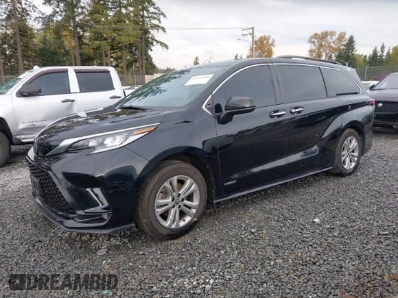 ✅ 2021 Toyota Sienna XSE • VIN: 5TDDSKFC8MS018421 • Lot: 43573769. Listed on IAAI with 63,897 mi. Free auction sales archive from the USA and detailed vehicle history report at DreamBid. Image 2.